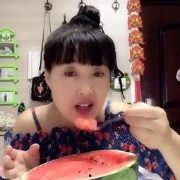 娱乐兔姐吃瓜,吃瓜群众背后的故事  第1张